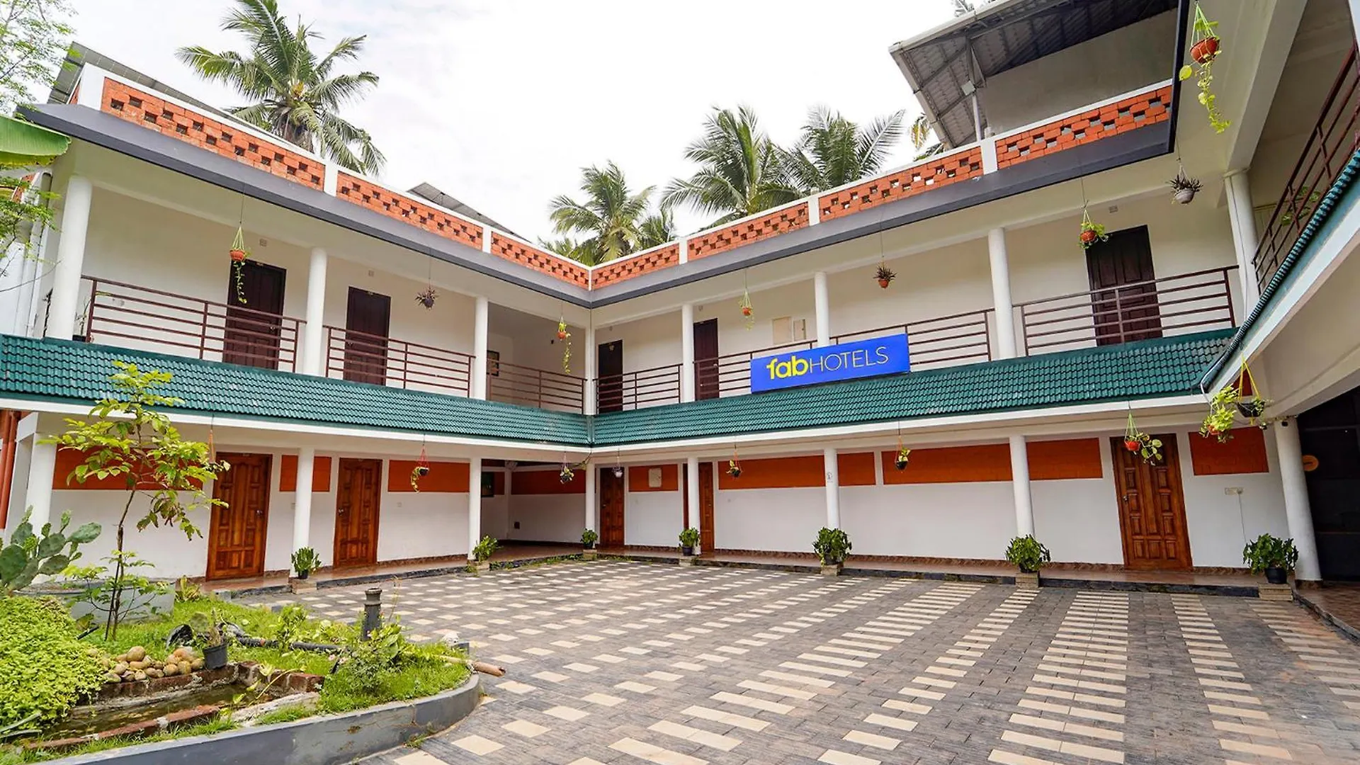 Fabhotel Star Inn Plus - Nr Kovalam Beach 3*,  Indien