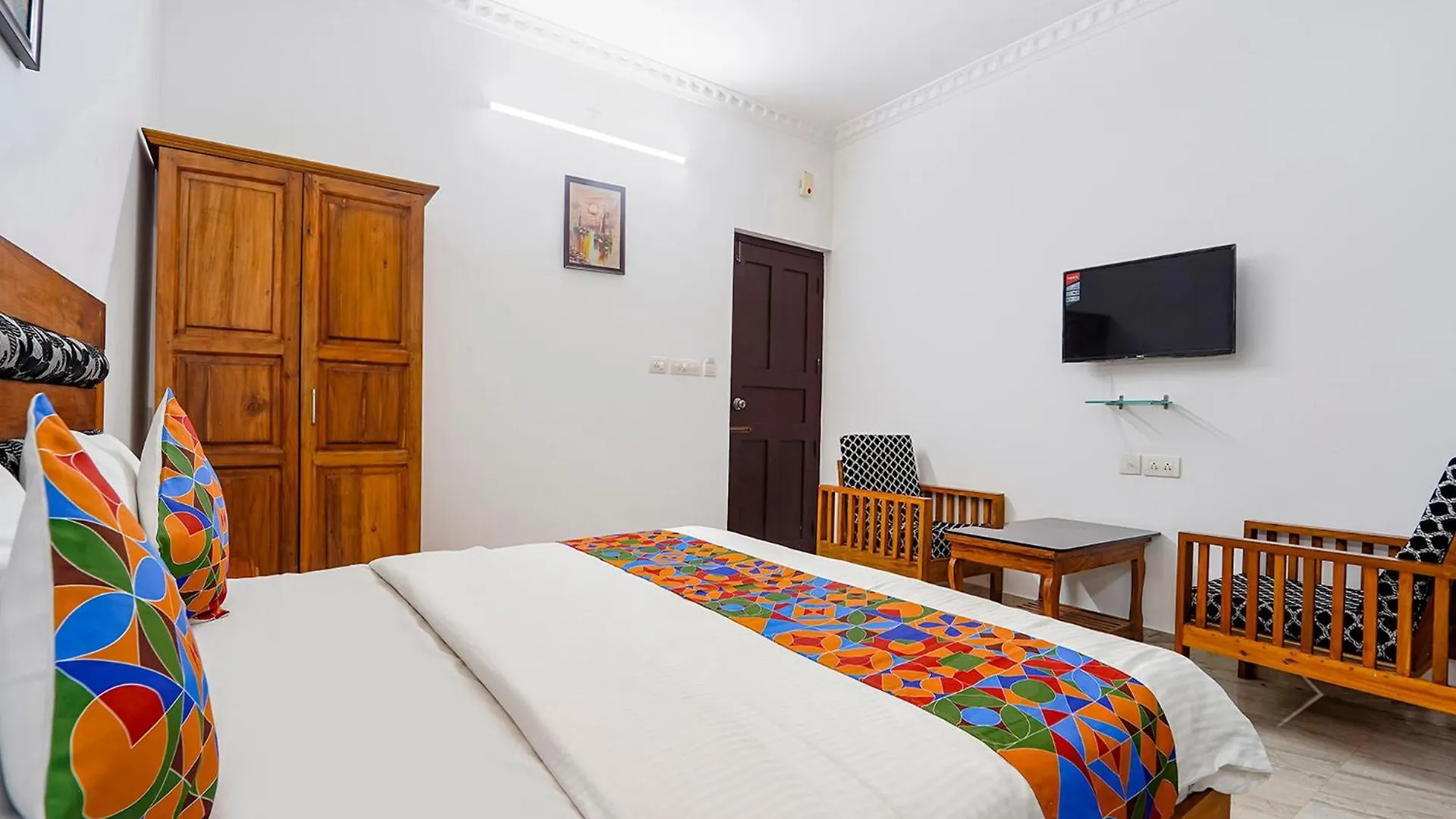 *** Hotell Fabhotel Star Inn Plus - Nr Kovalam Beach Indien
